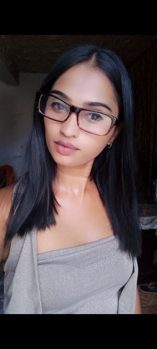 Henosa Desdemona - Inglese, Hindi tutor