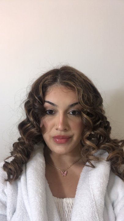 Yasmine - Inglese, Urdu, Matematica tutor