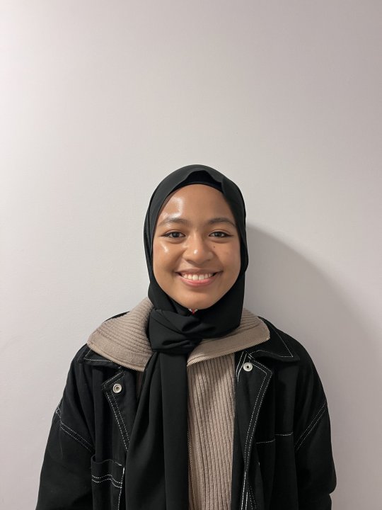 Reze Aisyah - Matematica, Fisica, Chimica tutor