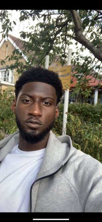 Fofana Adam - Francese, Inglese, Storia tutor