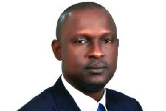 Michael Olojo Oluyomi - Legge, Economia aziendale tutor