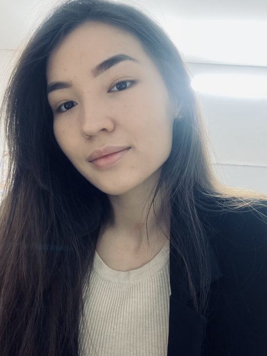 Iskhankyzy Gulim - Inglese tutor