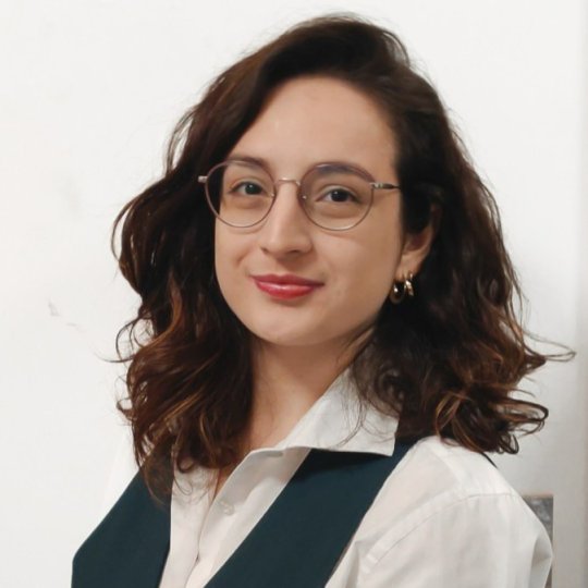 Tria Rowena - Inglese, Italiano tutor