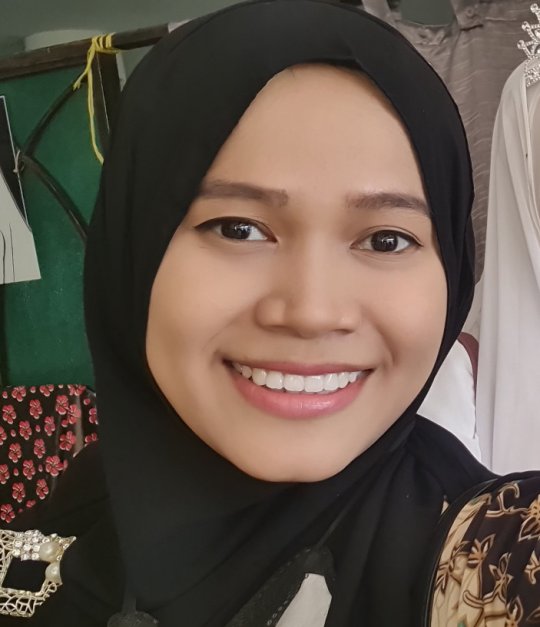 Chaerunnisa Rosmita - Scienze naturali, Biologia, Inglese, Matematica, Chimica, Fisica, Religione tutor