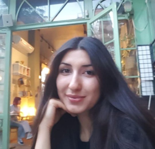 Dilara Karadoğan Arya - Inglese, Turco tutor