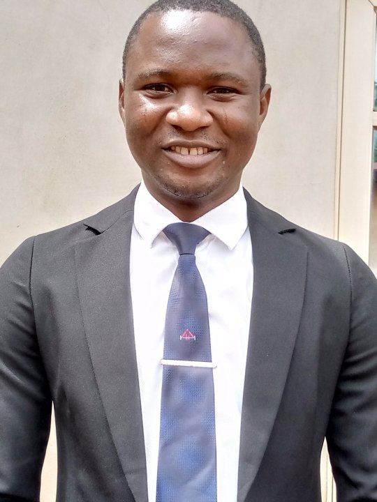 Babátúndé Adéagbo Solomon - Yoruba, Grafica, Computer Science tutor